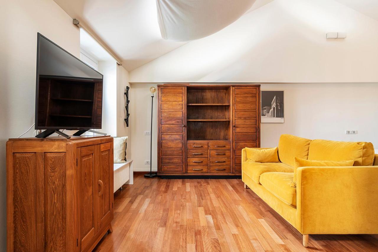 Easyhomes Duomo View Milano Exteriör bild