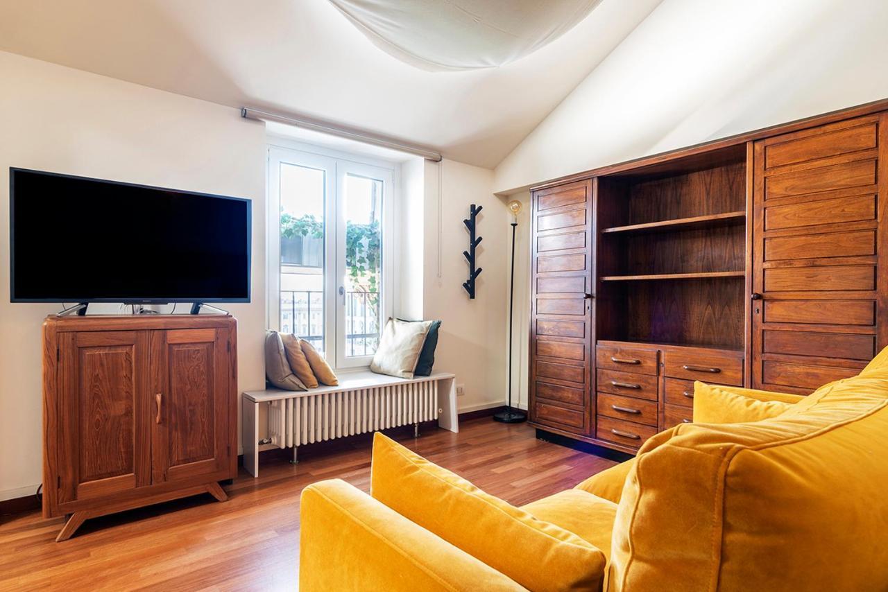Easyhomes Duomo View Milano Exteriör bild